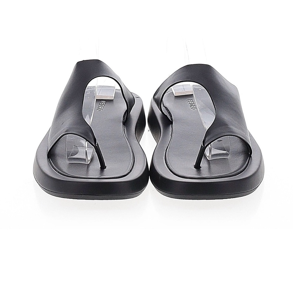 Pedro Este Thong Sandal